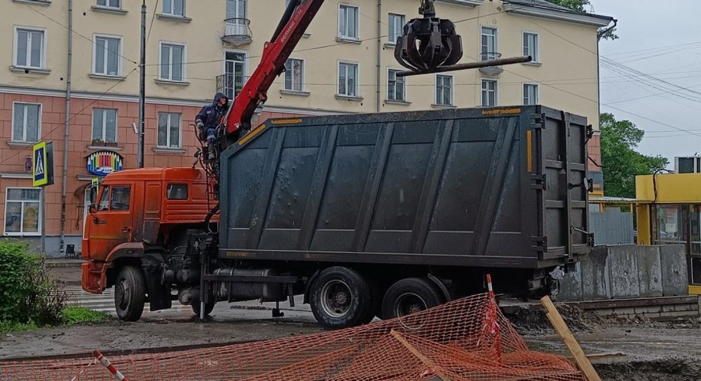 Ломовоз Услуги ломовозов от 2500 руб/час за смену взять в аренду, заказать, цены, услуги - Братск