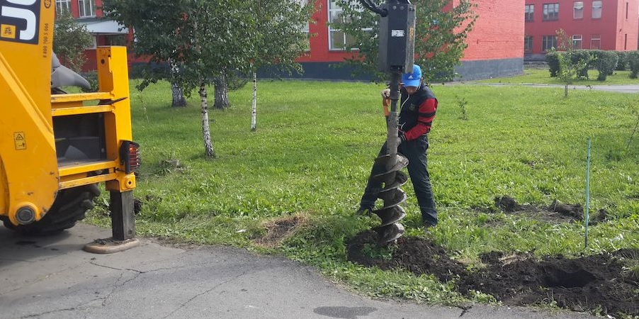 Услуги по бурению грунта под столбы и фундамент в Иркутской области