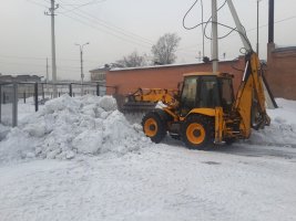 Уборка, чистка снега спецтехникой стоимость услуг и где заказать - Нижнеудинск